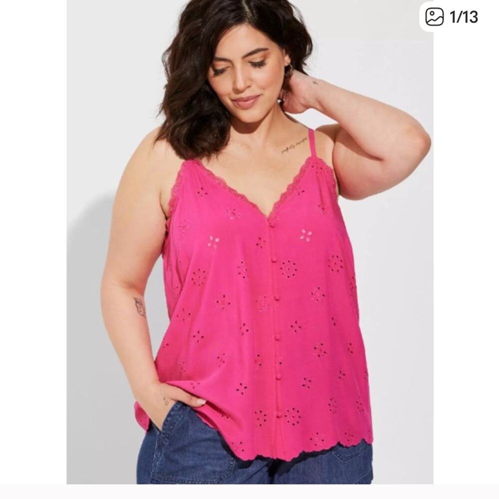 Torrid  Pink Eyelet Women Top-size 1